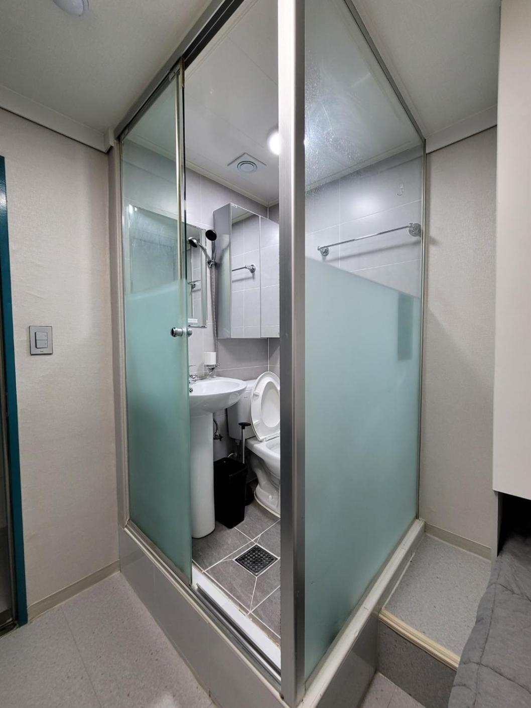 Female Only - Coco Stay Jongno Hyehwa Station Seul Zewnętrze zdjęcie